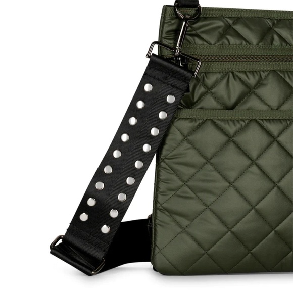 HAUTE SHORE
DANI CROSSBODY BAG WITH MULTIPLE STRAPS QUILTED MESSENGER - Picture 5 of 7